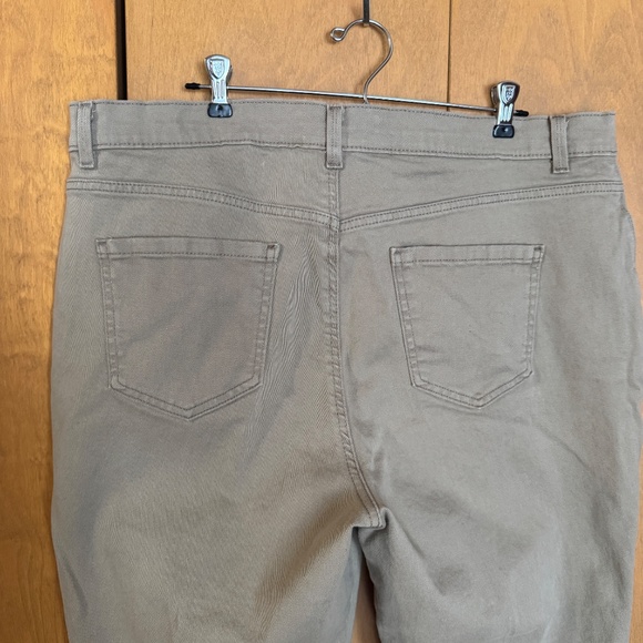 Gloria Vanderbilt Amanda Jeans Tan Size 20W Like New - Picture 7 of 12